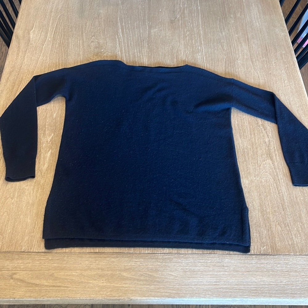 Vince Cashmere Long Sleeve Sweater Color Navy Size XS